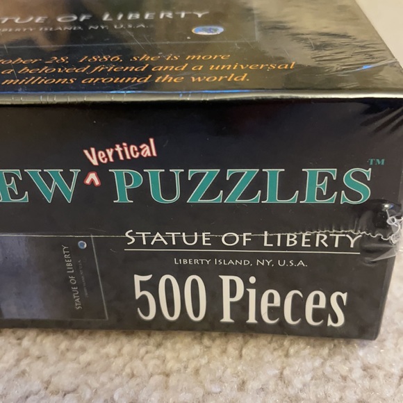 Statue of Liberty 500 Piece Vertical Puzzle - Picture 2 of 3